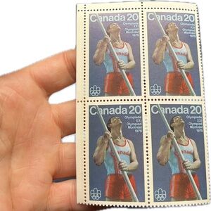 🎈4/$20 - #664 CANADA 1976 “Pole Vault” Olympics 20¢ UL 4-Stamp Block.